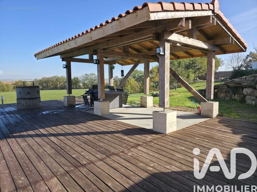 Photo 8 - Maison à SAINT-SULPICE