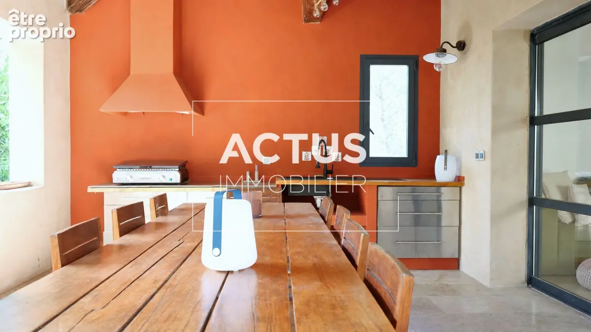 Maison 8 pièces 208 m² à vendre à Mallemort (13370) - photo 6