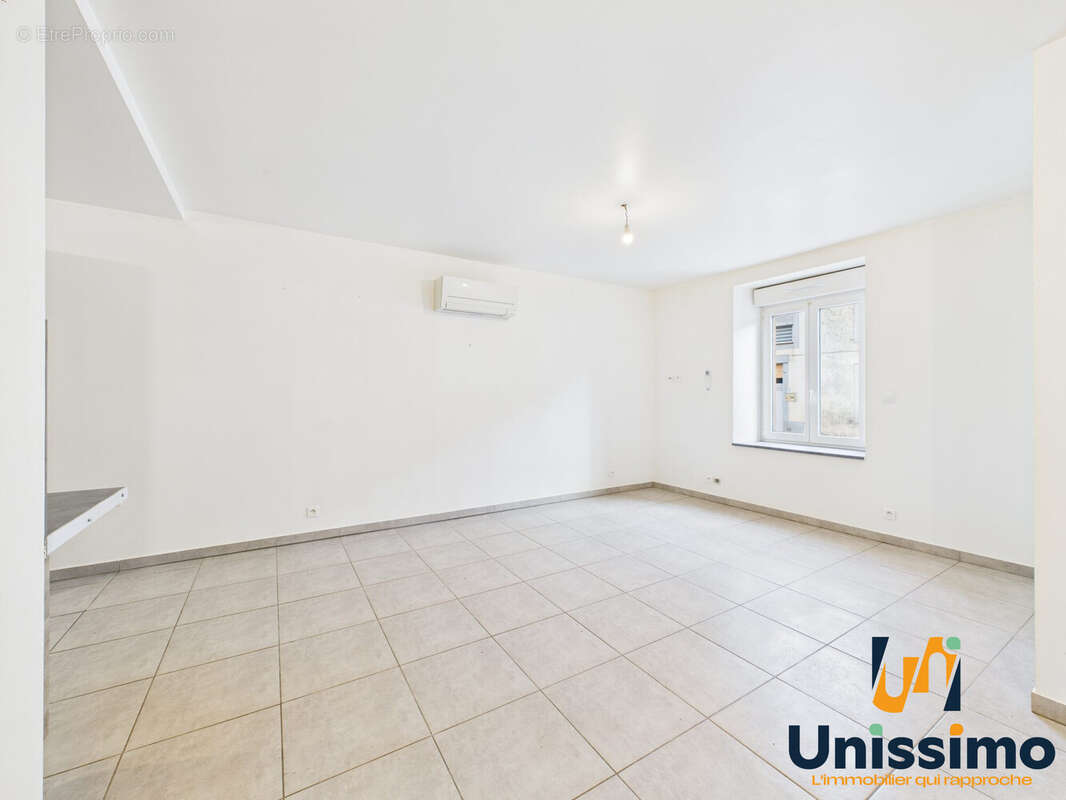 Appartement à L'ISLE-SUR-LE-DOUBS