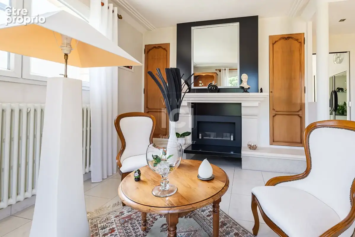 Maison - 6 pièces - 160 m² - photo 9