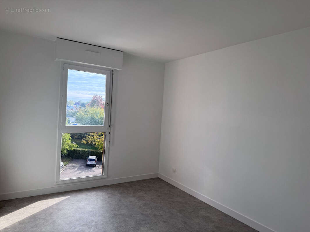 Appartement à MONT-SAINT-AIGNAN