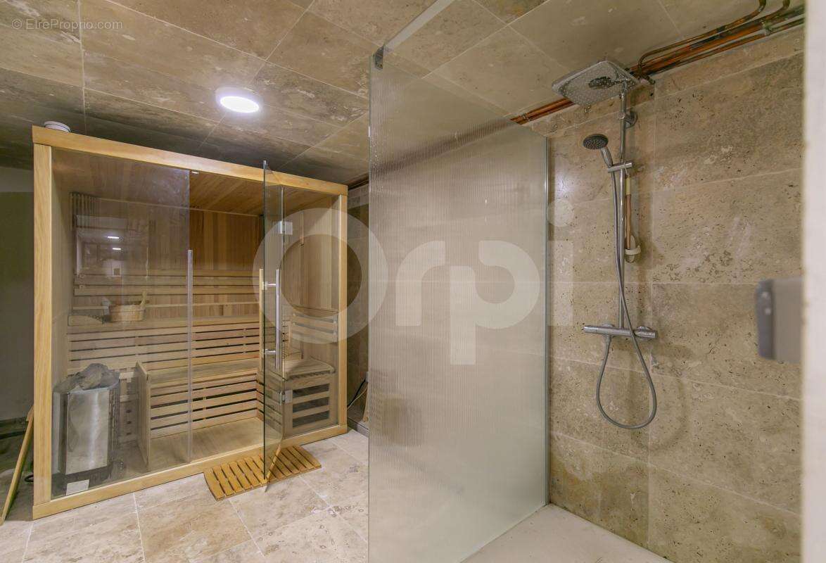 Maison à FONTENAY-SOUS-BOIS