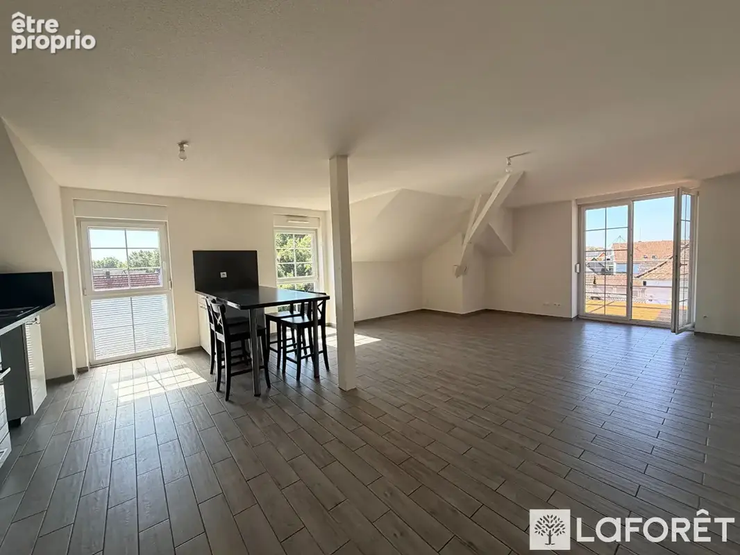 Appartement Huttenheim 4 pièce(s) 97 m² - photo 2