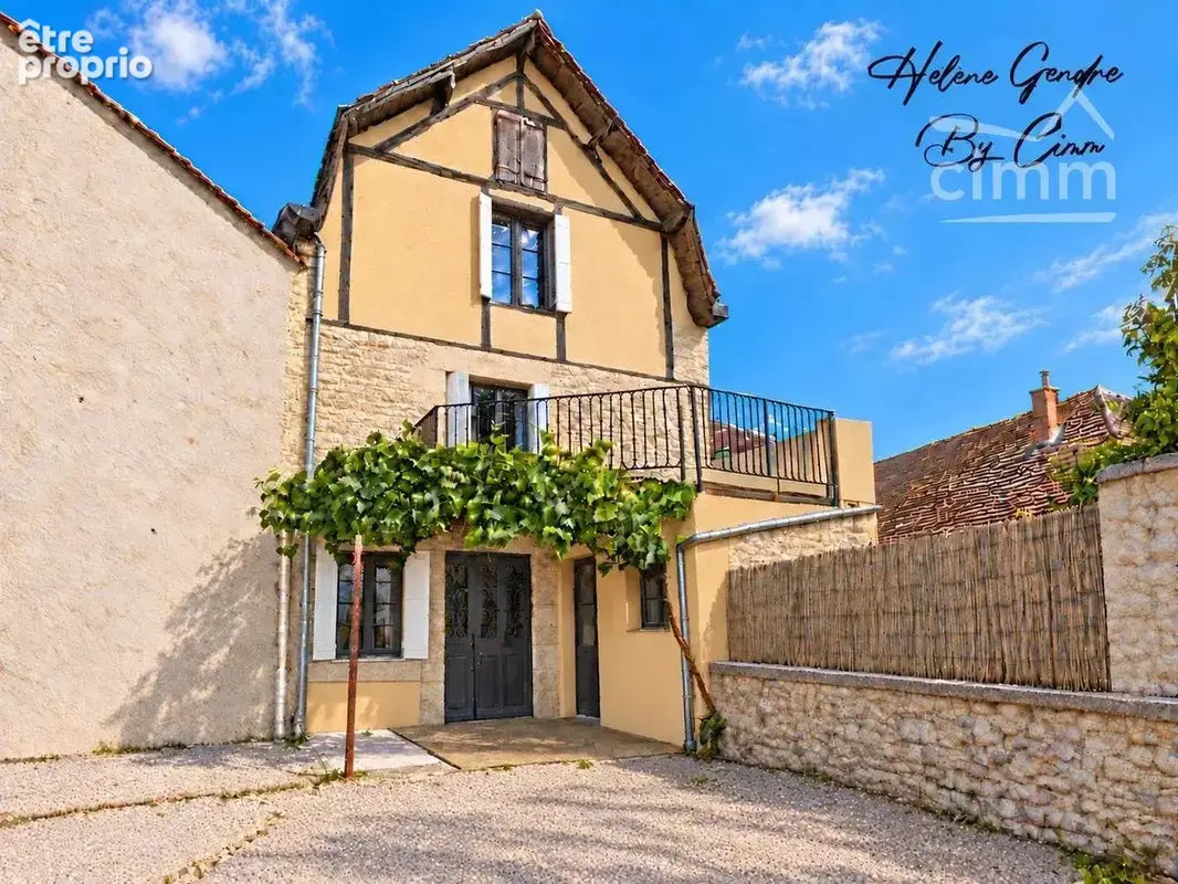 Appartement à CUZANCE