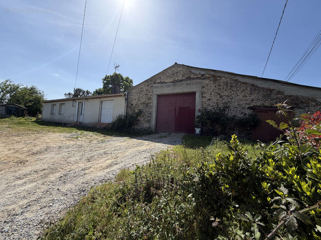 Maison à AIZENAY
