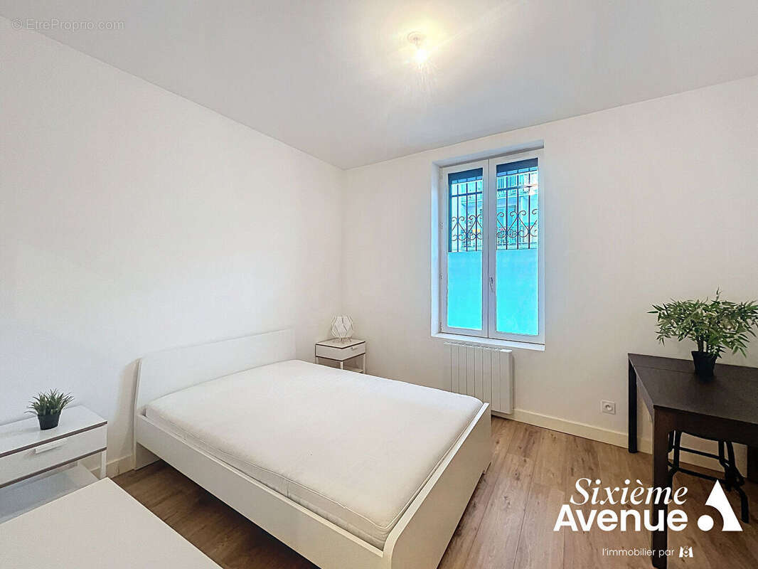 Appartement à LYON-8E