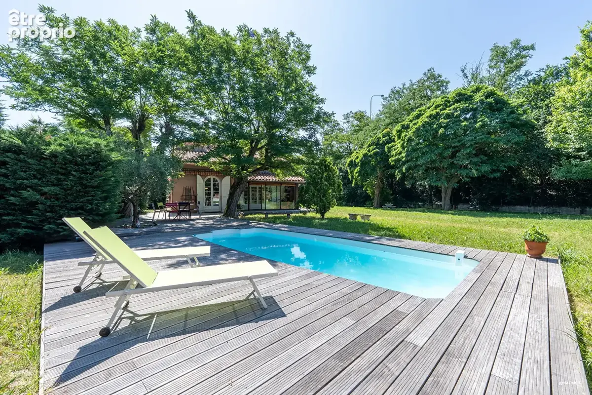 Blagnac sud - maison familiale 7 pièces - 200 m² - terrain 1 510 m² - piscine - photo 10