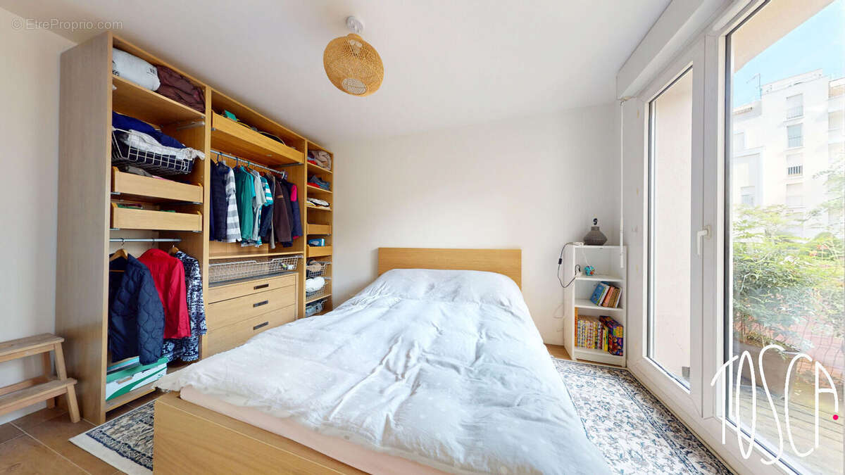 Appartement à THIAIS