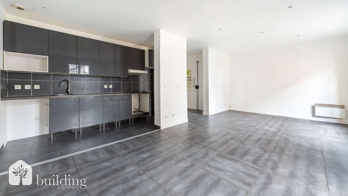 Appartement à LEVALLOIS-PERRET
