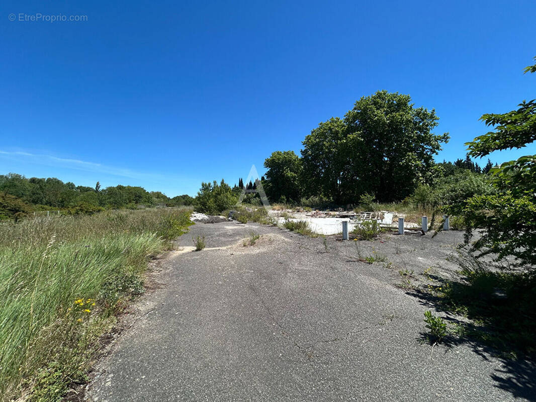 Terrain à CARCASSONNE