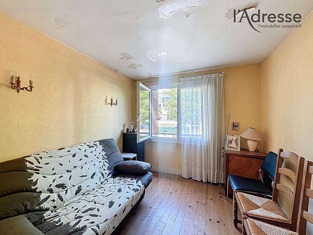 Appartement à SURESNES