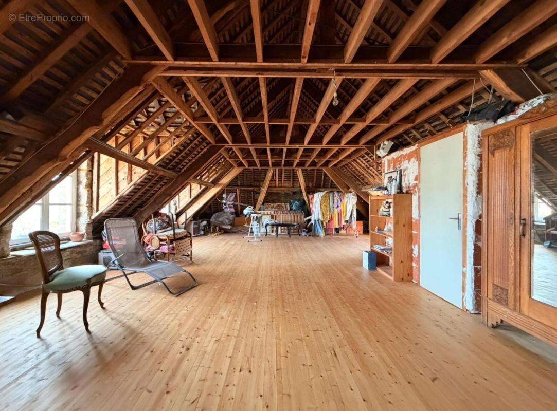 Maison à MALESTROIT