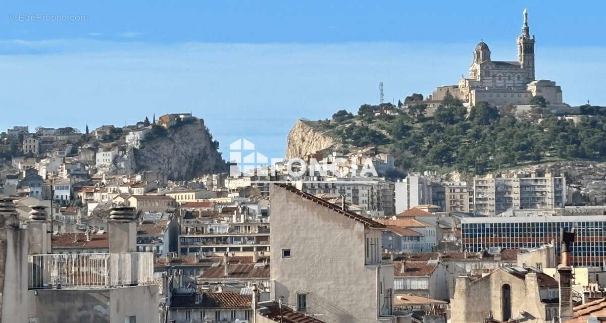 Appartement à MARSEILLE-6E
