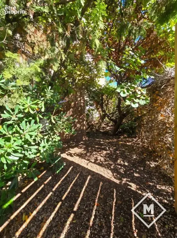 Secteur Saint Anne: appartement type 3 avec jardin calme et lumineux - photo 6