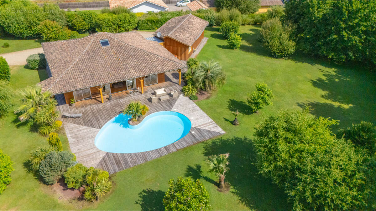 Maison d'exception avec piscine - photo 3