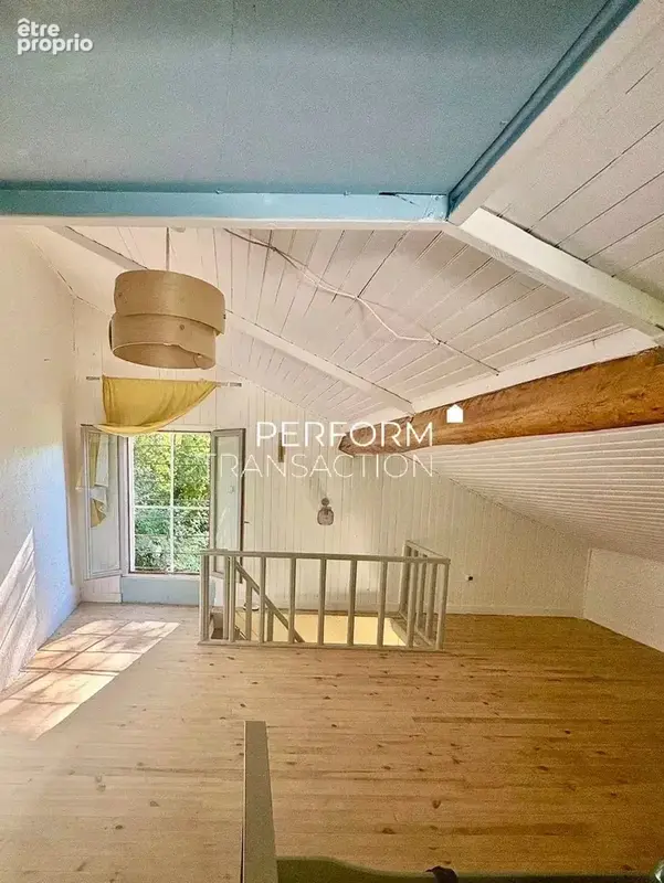 SAINT LAURENT EN BEAUMONT-Maison avec terrasse et cave - photo 9