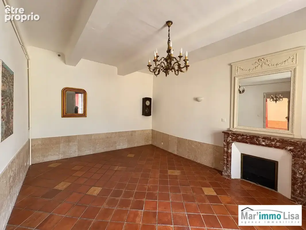 Maison 9 pièces 262 m² à vendre à Mallemort (13370) - photo 7