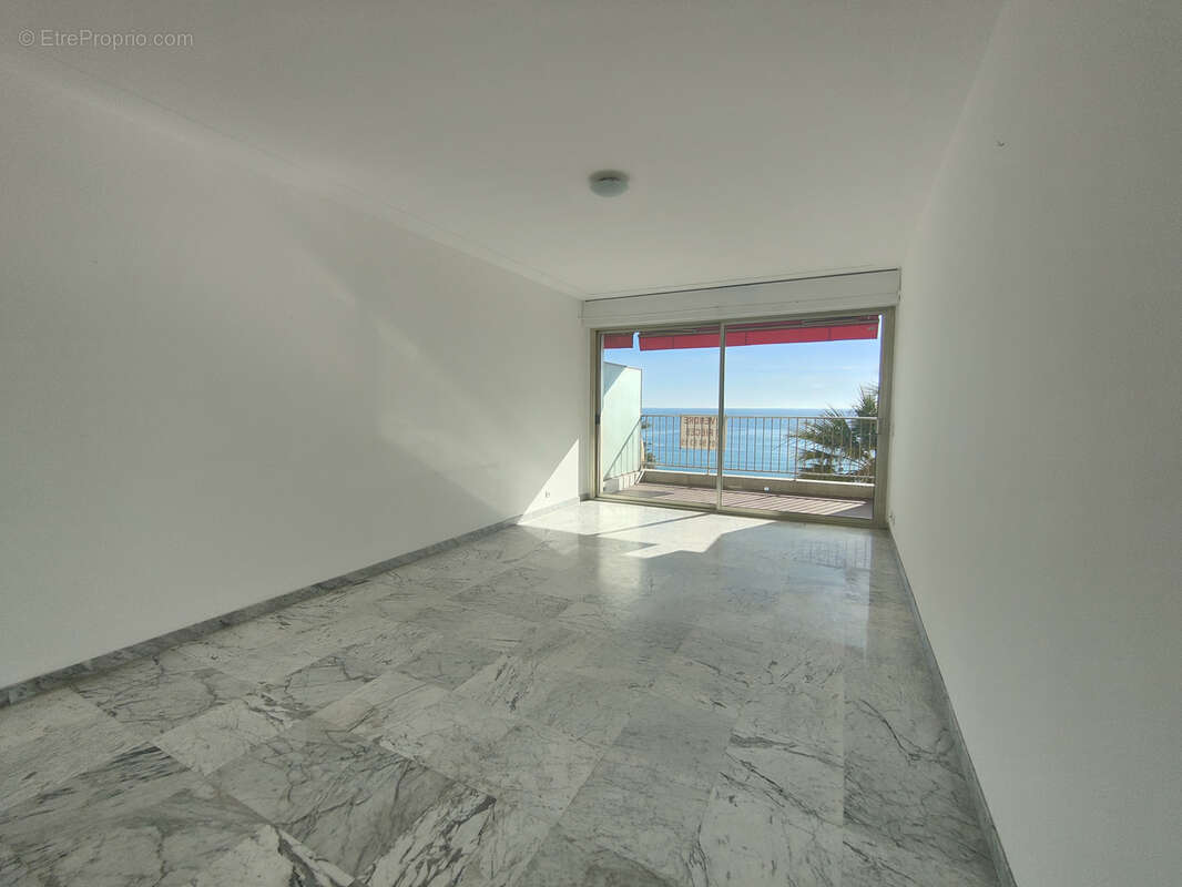 Appartement à MENTON