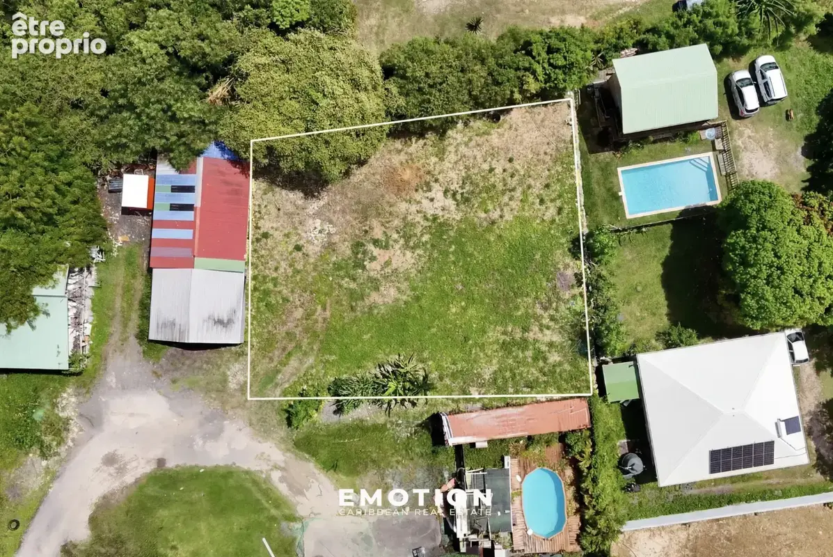 863 m2 Terrain plat - 863 m2 - Belle Allée - Saint-François - EXCLUSIVITÉ - photo 2