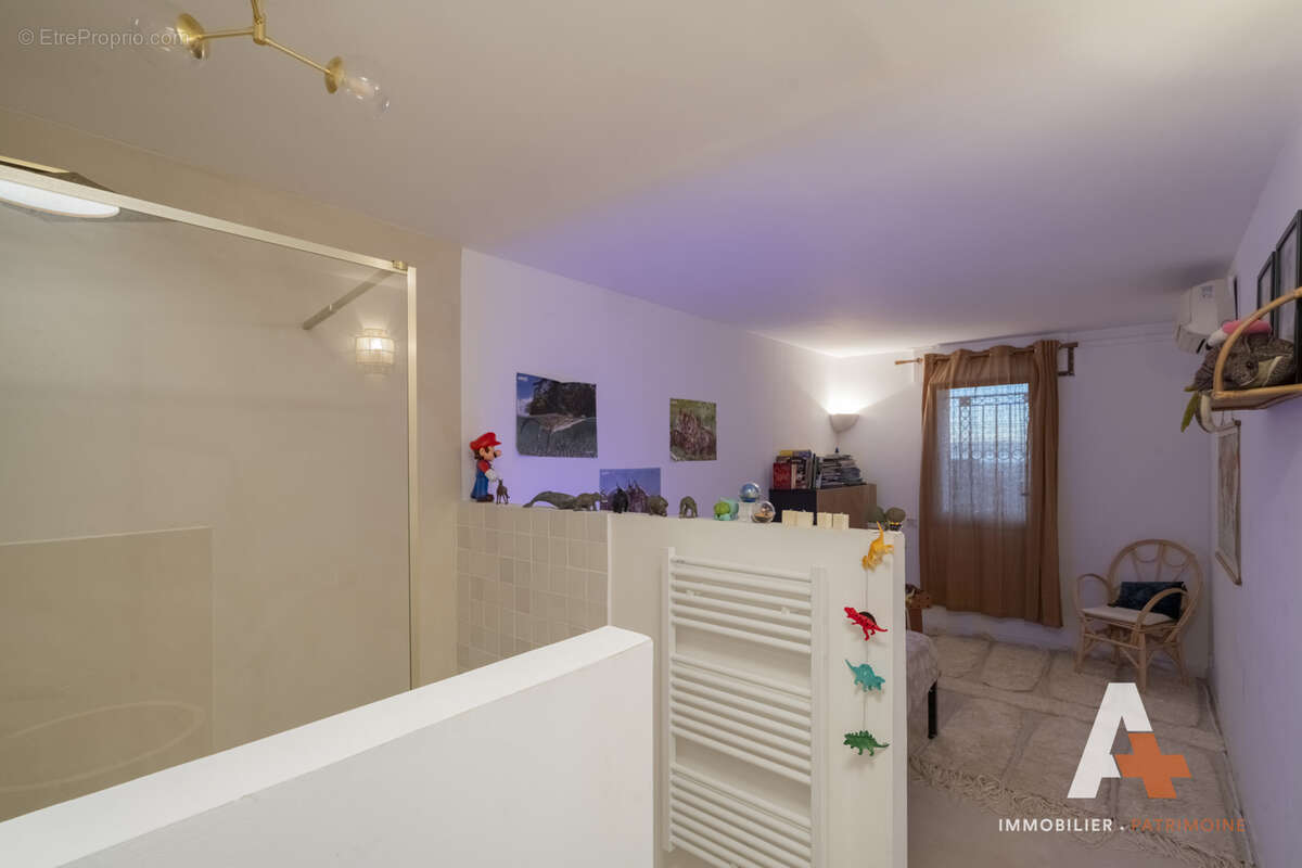 Appartement à MARSEILLE-7E