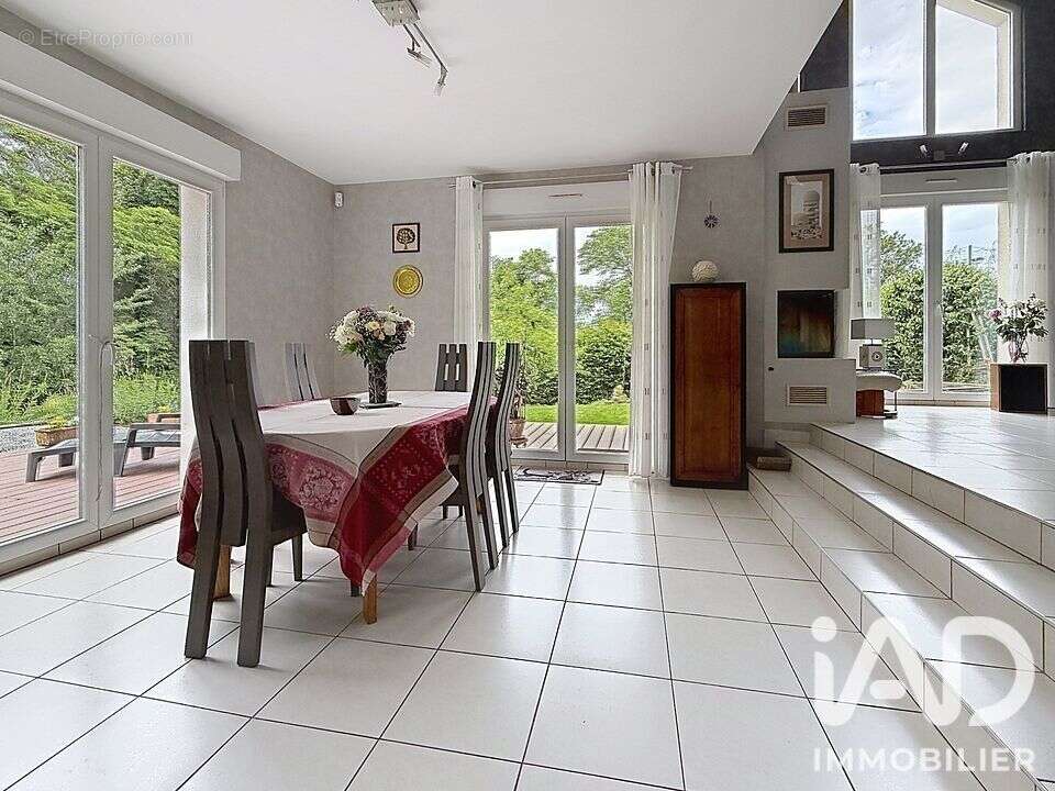 Maison 163 m² à Nouilly  - photo 7