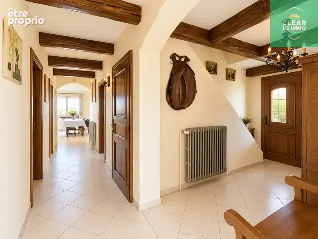 Propriété familiale avec dépendances et terrain constructible - photo 11