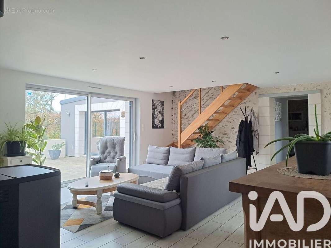 Photo 9 - Maison à LA ROUXIERE