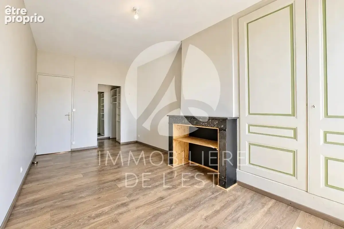 T4 - LYON 7 - 85 m² - photo 1