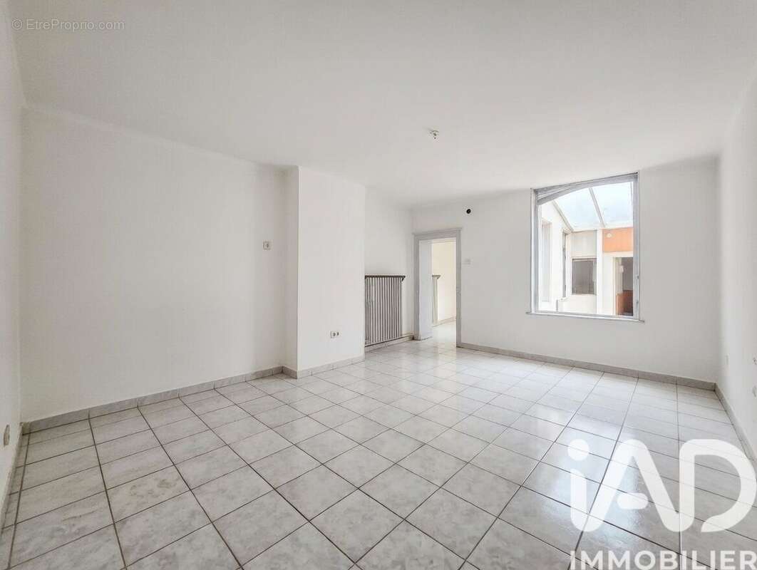 Photo 4 - Maison à ARS-SUR-MOSELLE