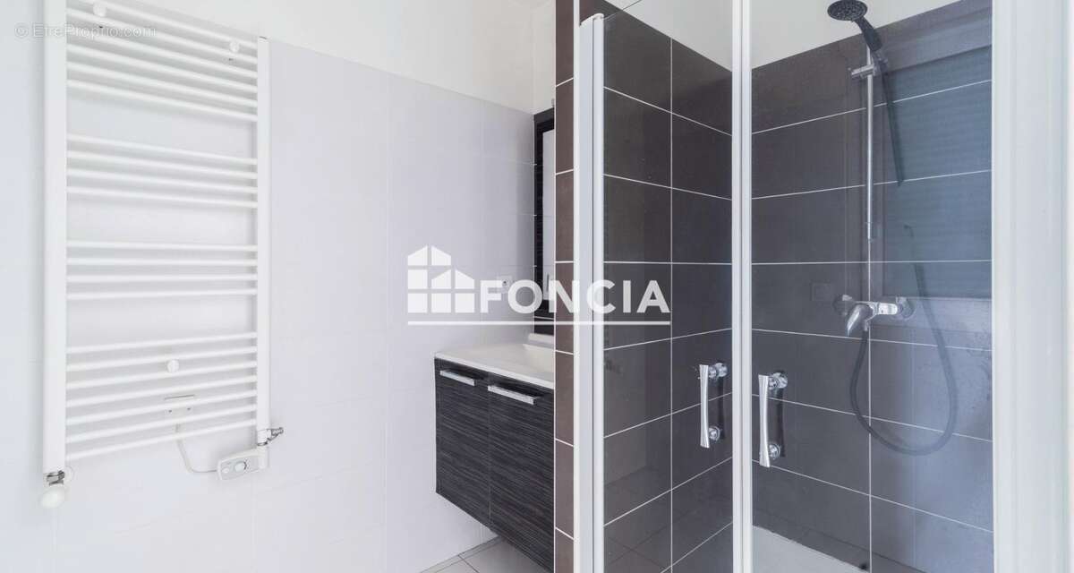 Appartement à CASTELNAU-LE-LEZ