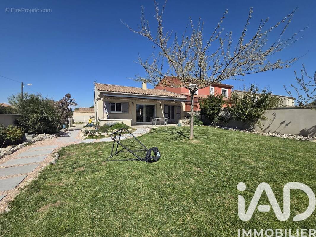 Photo 1 - Maison à VEDENE