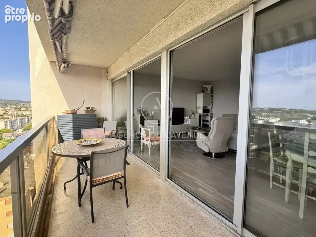 Appartement vue mer t3 83500 la seyne sur mer - photo 2