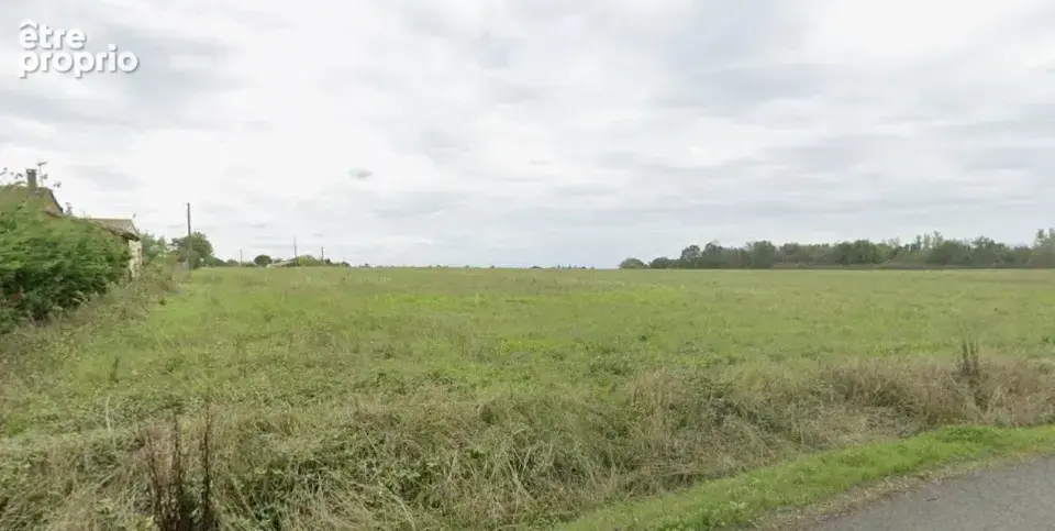 Photo Terrain à Daux au prix de 110 000€