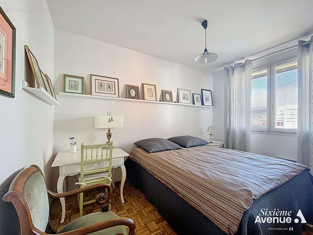 Maison à SEREZIN-DU-RHONE