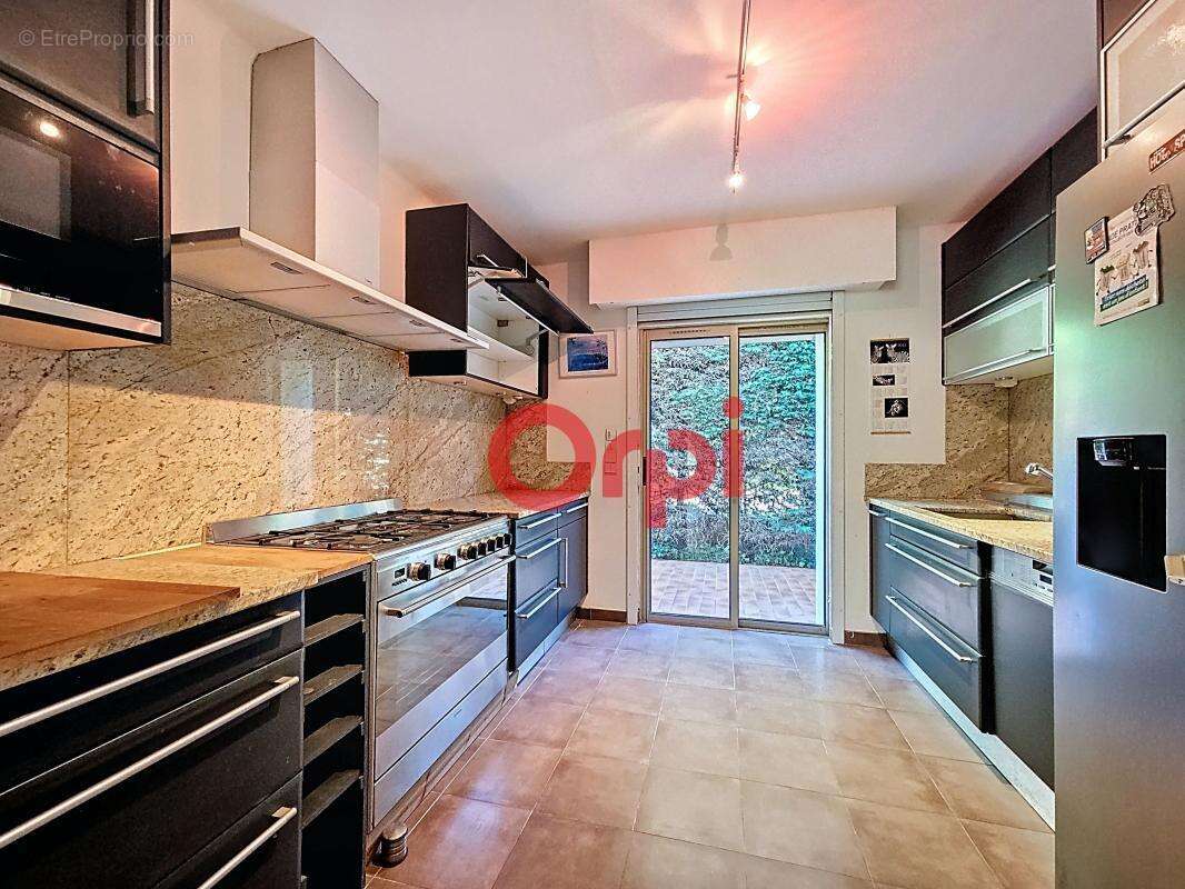 Maison à SIX-FOURS-LES-PLAGES