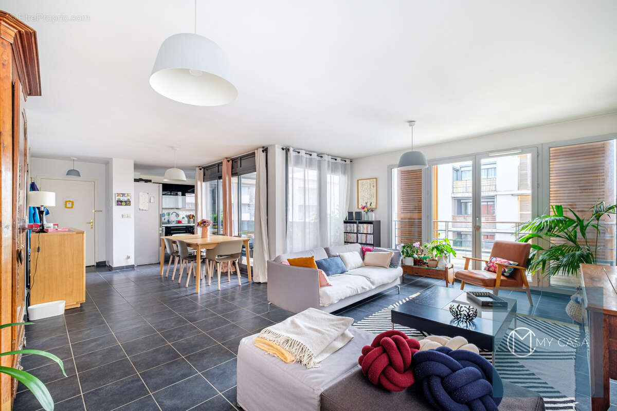 Appartement à LYON-8E