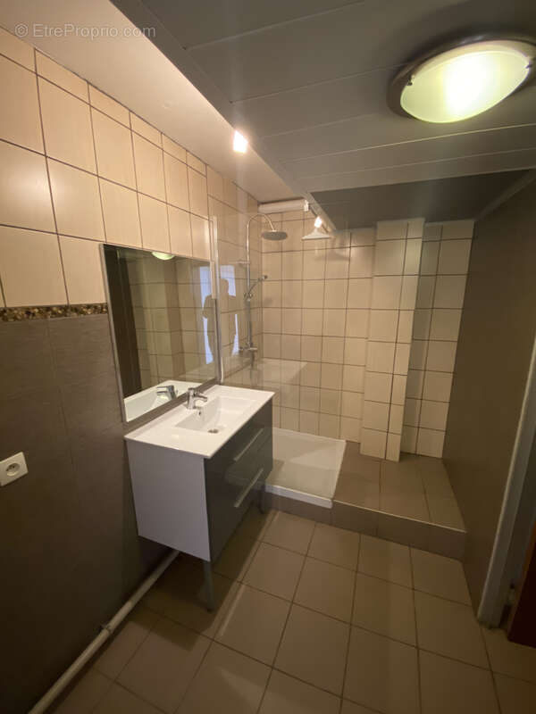 Dunkerque Ultra centre : appartement en RDC de 67m2, 2chambres, parking. - photo 5