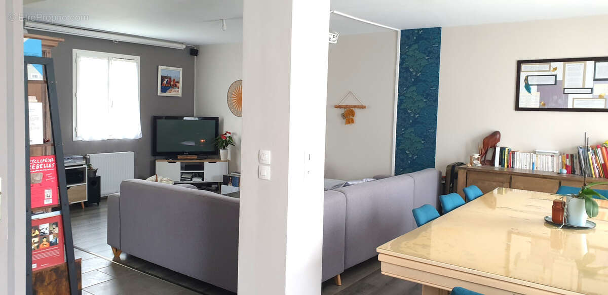 Maison à SAINTE-MAURE-DE-TOURAINE