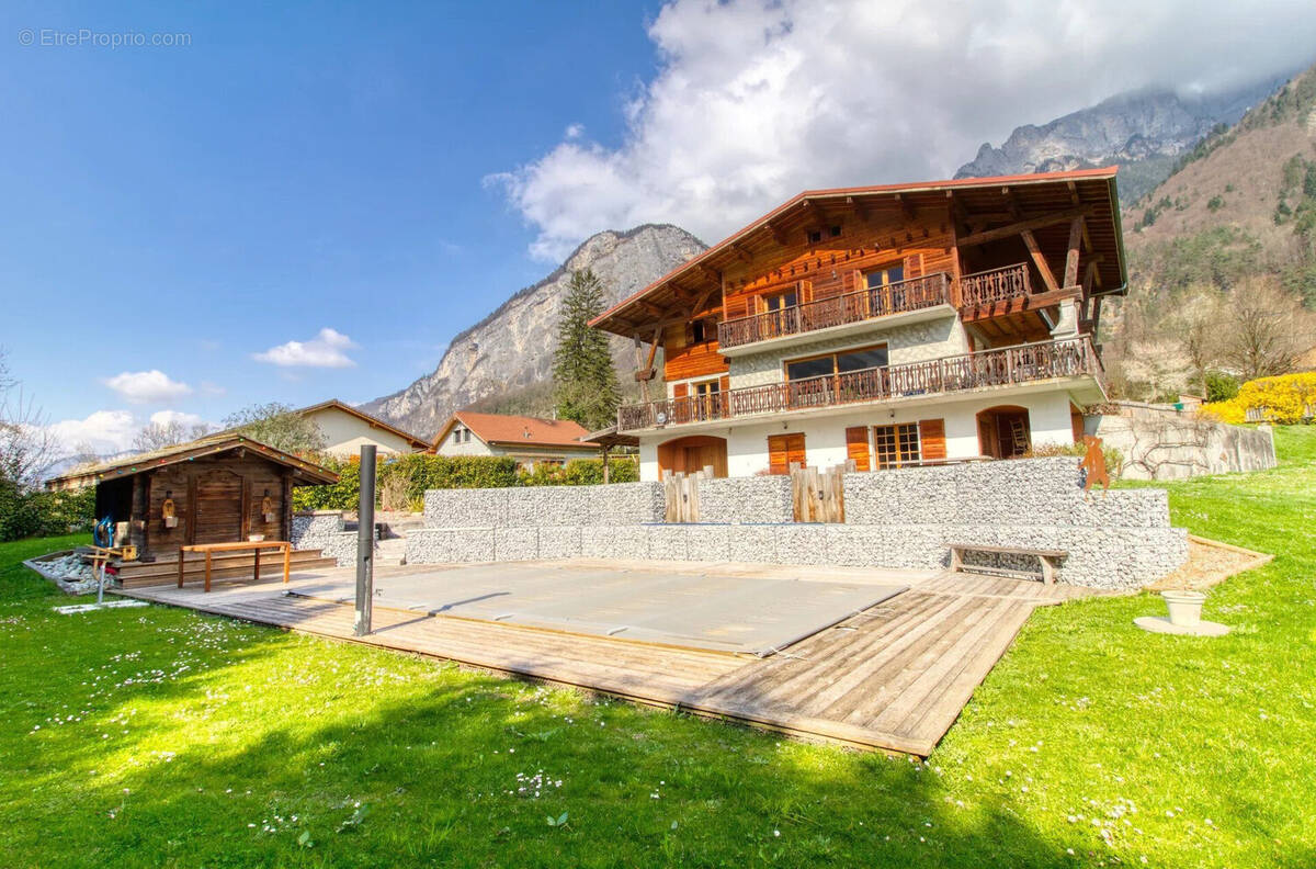 Maison à MAGLAND