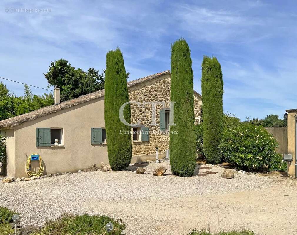 Maison à VAISON-LA-ROMAINE