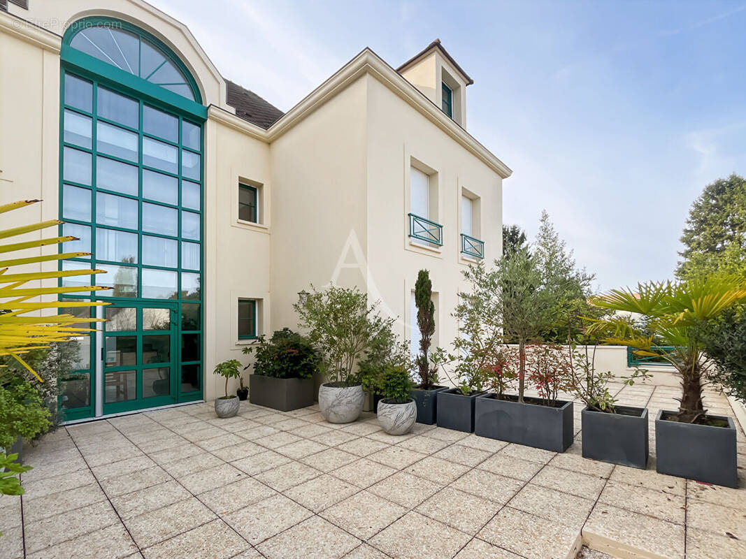 Appartement à MOISSY-CRAMAYEL