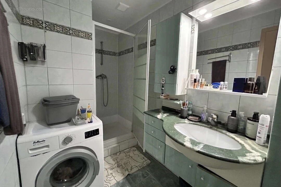 Appartement à MARSEILLE-13E