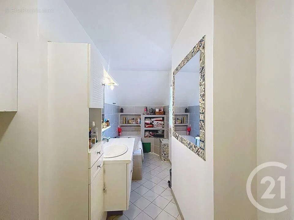 Maison à MAINCY