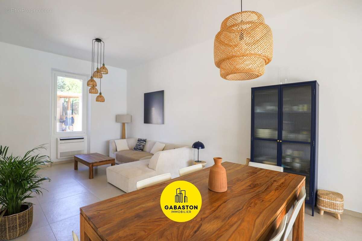 Maison 104 m² à Marseille-11e  - photo 6