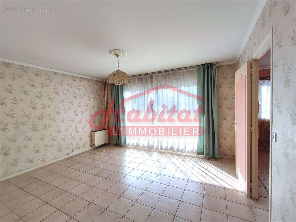 Appartement à CHELLES