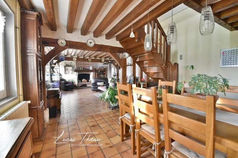 À vendre – Longère 5 pièces avec piscine chauffée - photo 2