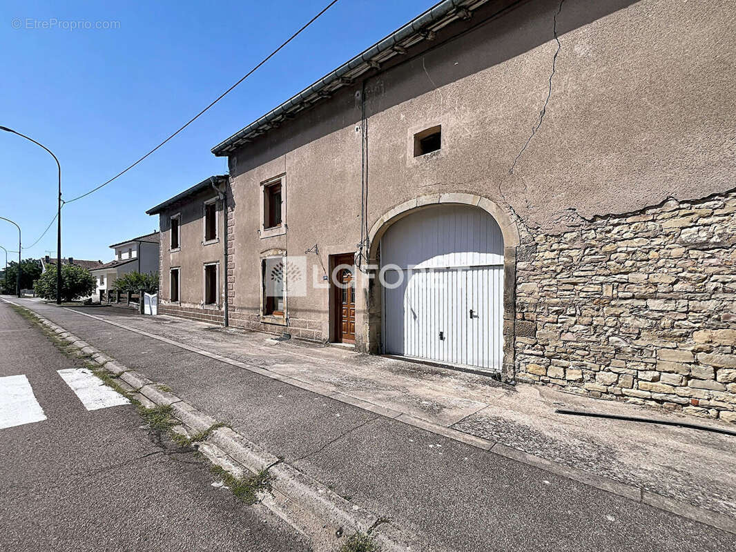 Maison de 195 m² avec 4 chambres - photo 2