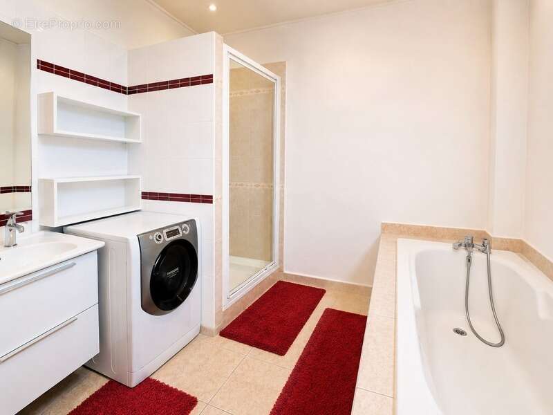 Toulouse Soupetard – Appartement familial T6 de 173 m² avec terrasse, piscine, jardin et garage - photo 11
