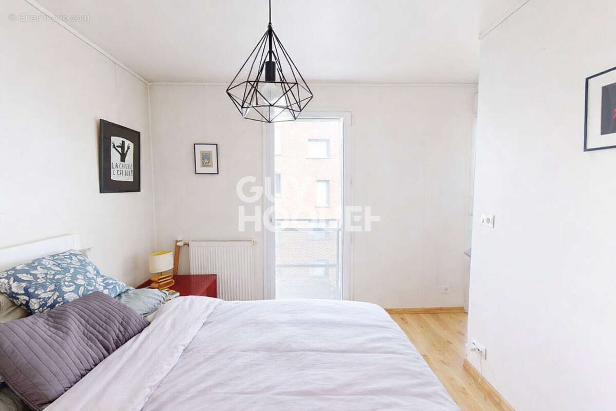 Appartement à AUBERVILLIERS