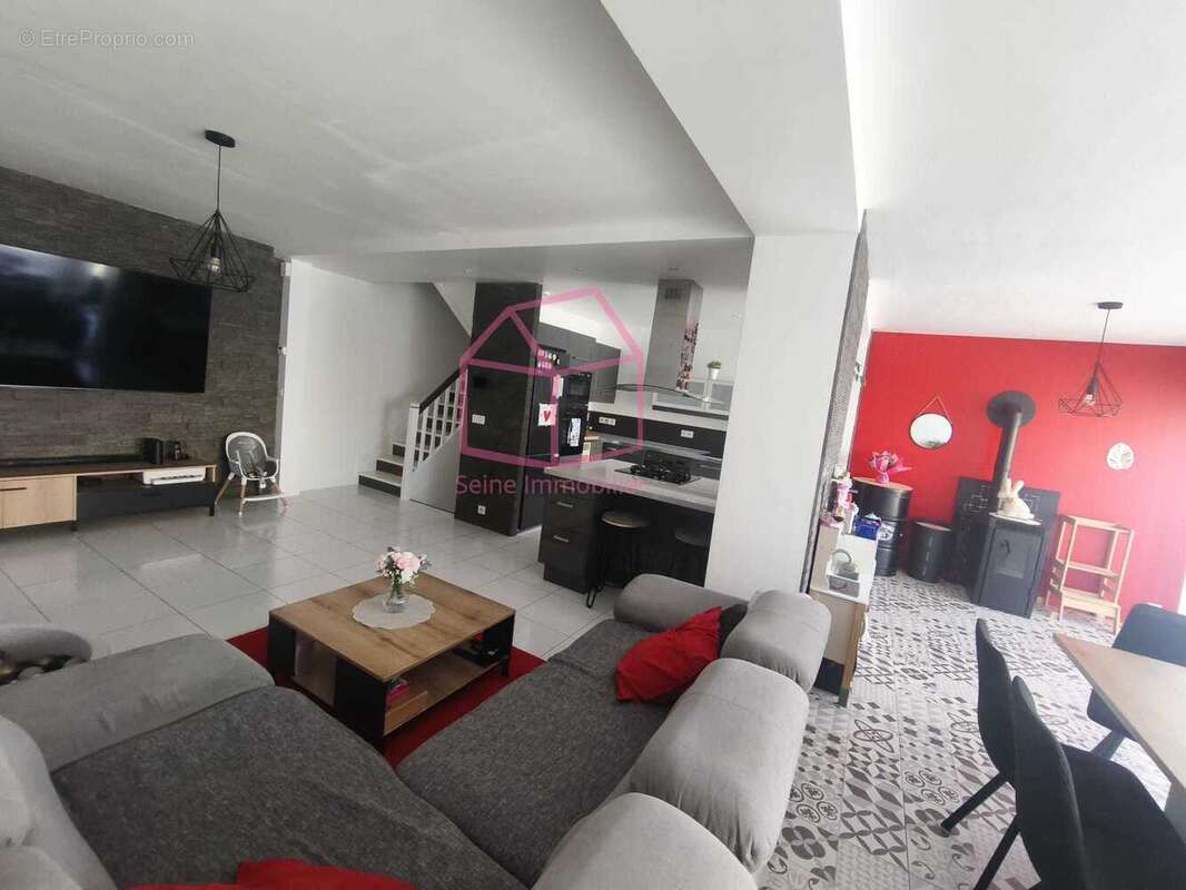 Maison à CHOISY-LE-ROI